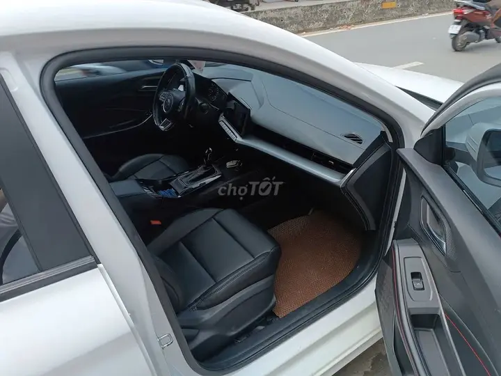 MG Mg5 2023 photo 4
