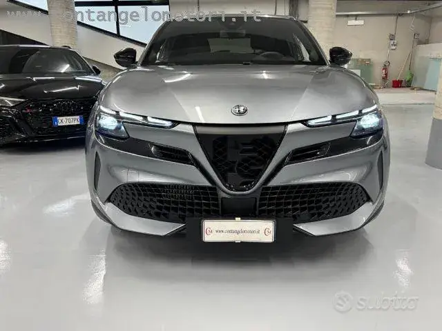 Alfa Romeo Junior 2025 photo 2
