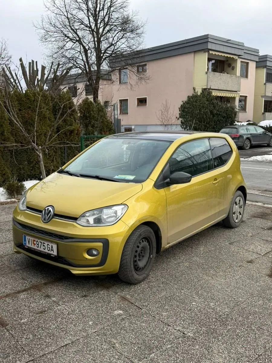 Volkswagen Up 2017 photo 2