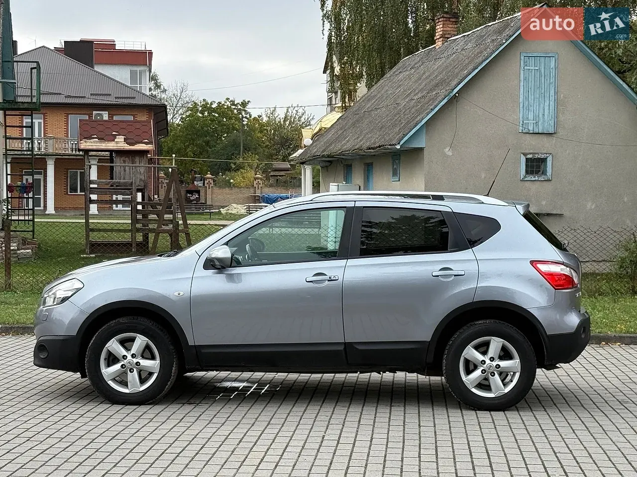 Nissan Qashqai 2012 photo 4
