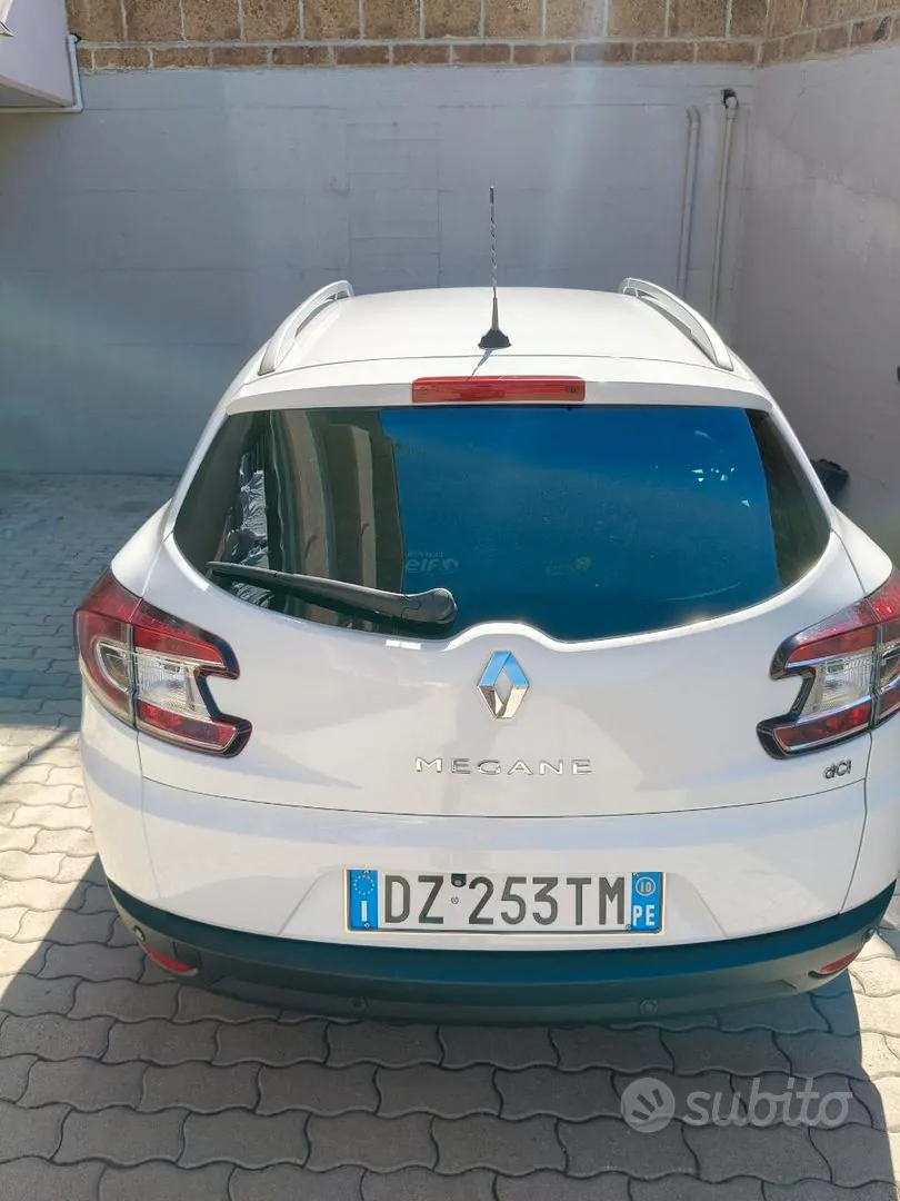 Renault Megane 2010 photo 5