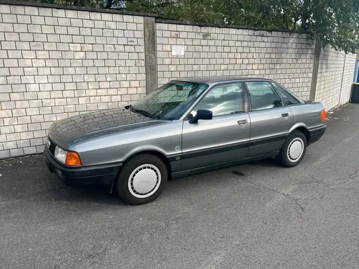 Audi 80