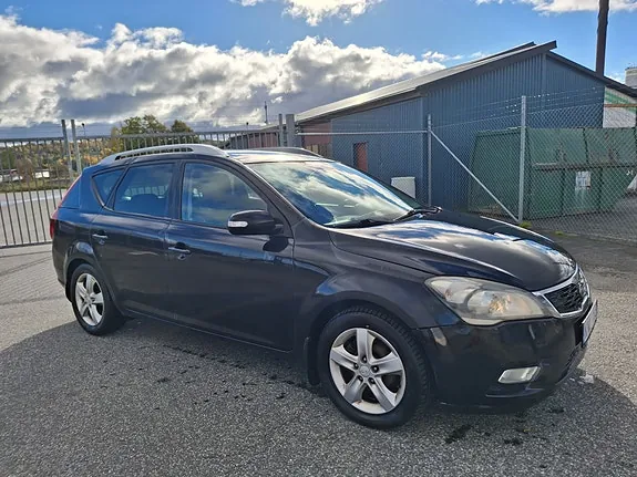 Kia Ceed 2010 photo 2