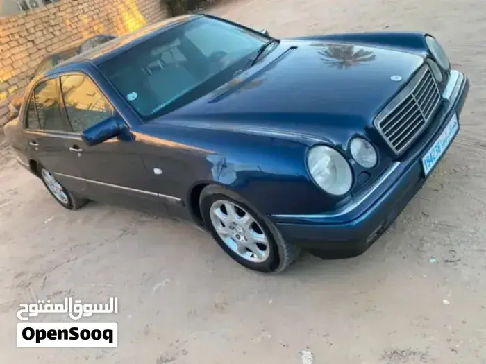Mercedes-Benz E 280 2000 photo 2