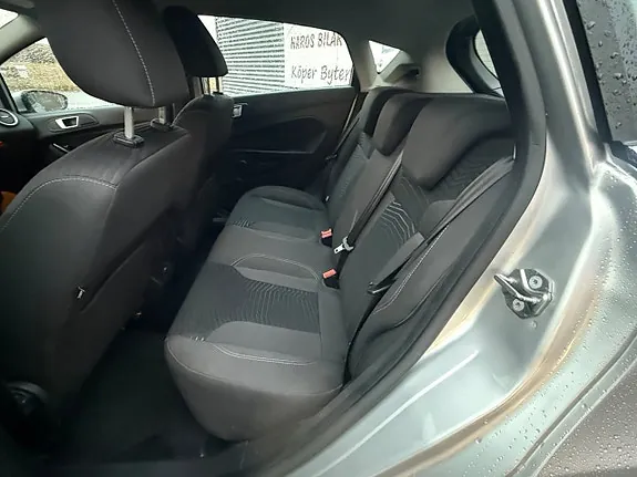 Ford Fiesta 2015 photo 4