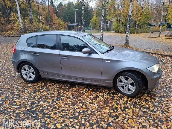 BMW 116I 2009 photo 5
