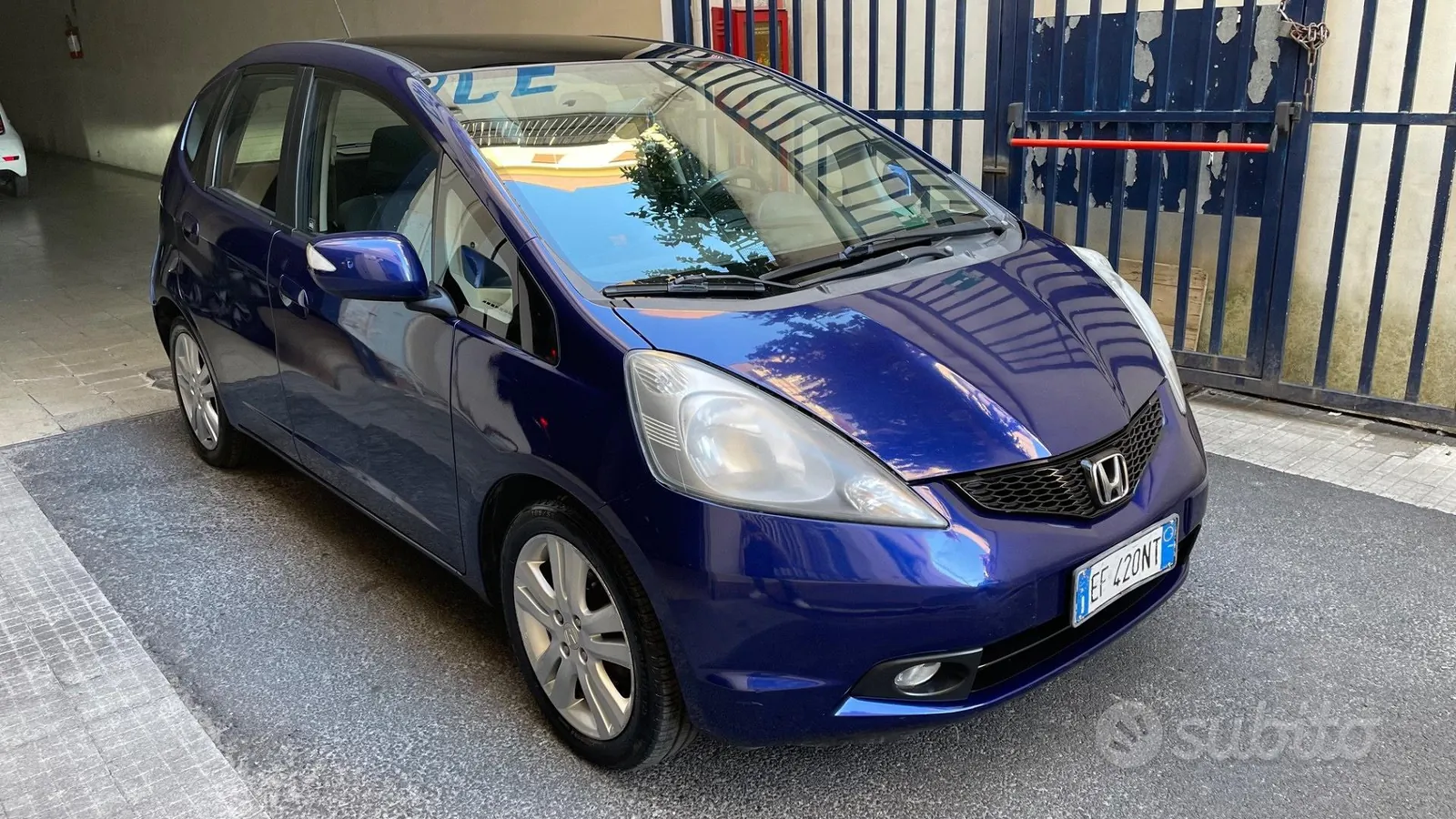 Honda Jazz 2010 photo 3