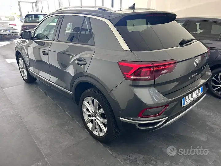 Volkswagen T-Roc 2023 photo 5