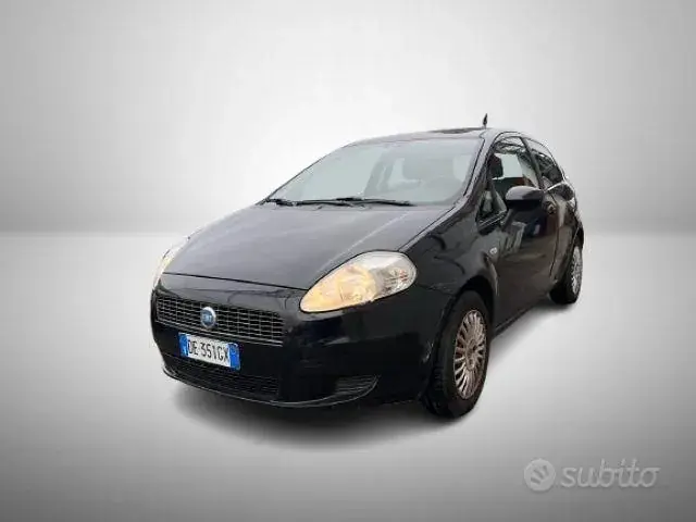 Fiat Grande Punto 2006 photo 3