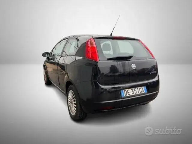 Fiat Grande Punto 2006 photo 5