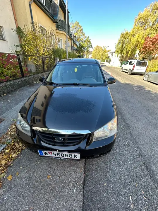 Kia Cerato 2004 photo 2