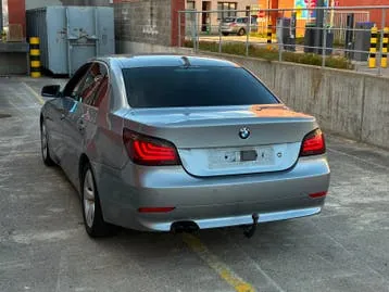 BMW 520I
