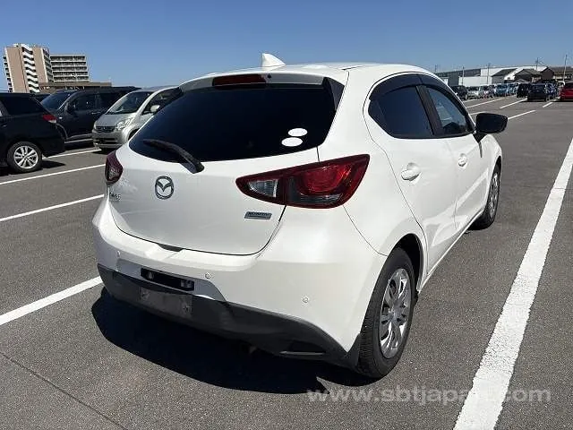 Mazda Demi 2018 photo 4