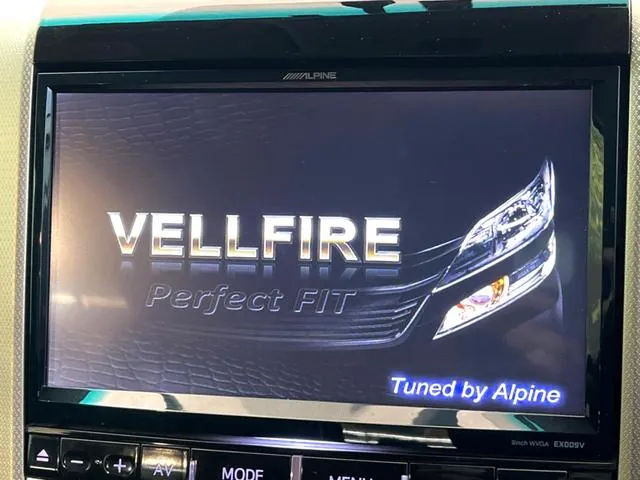 Toyota Vellfire 2014 photo 3