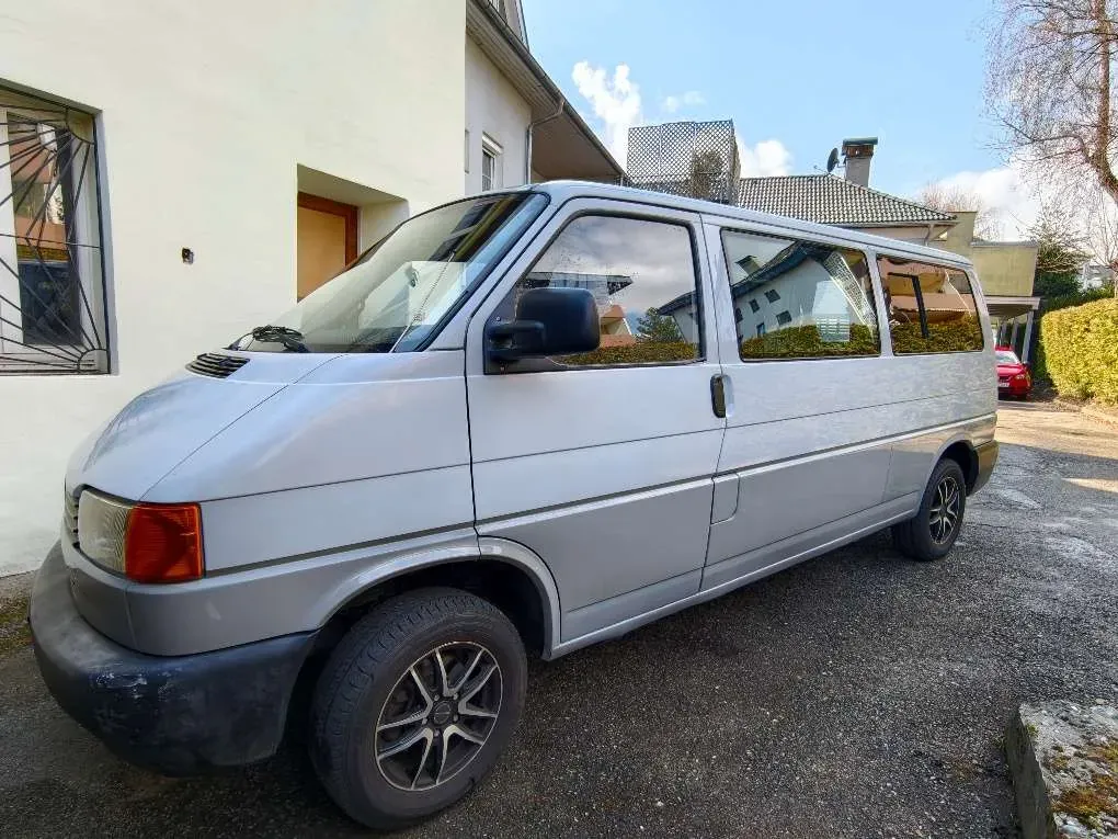 Volkswagen T4 1998 photo 3