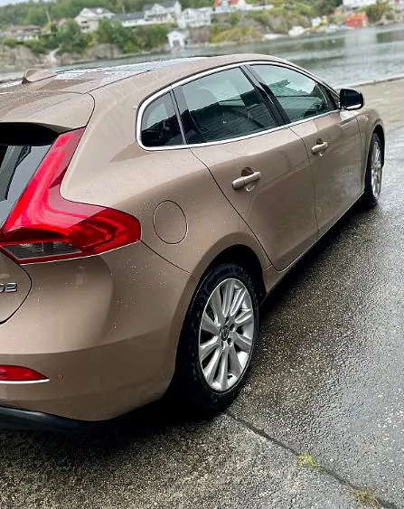 Volvo V40 2013 photo 4