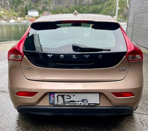Volvo V40 2013 photo 3