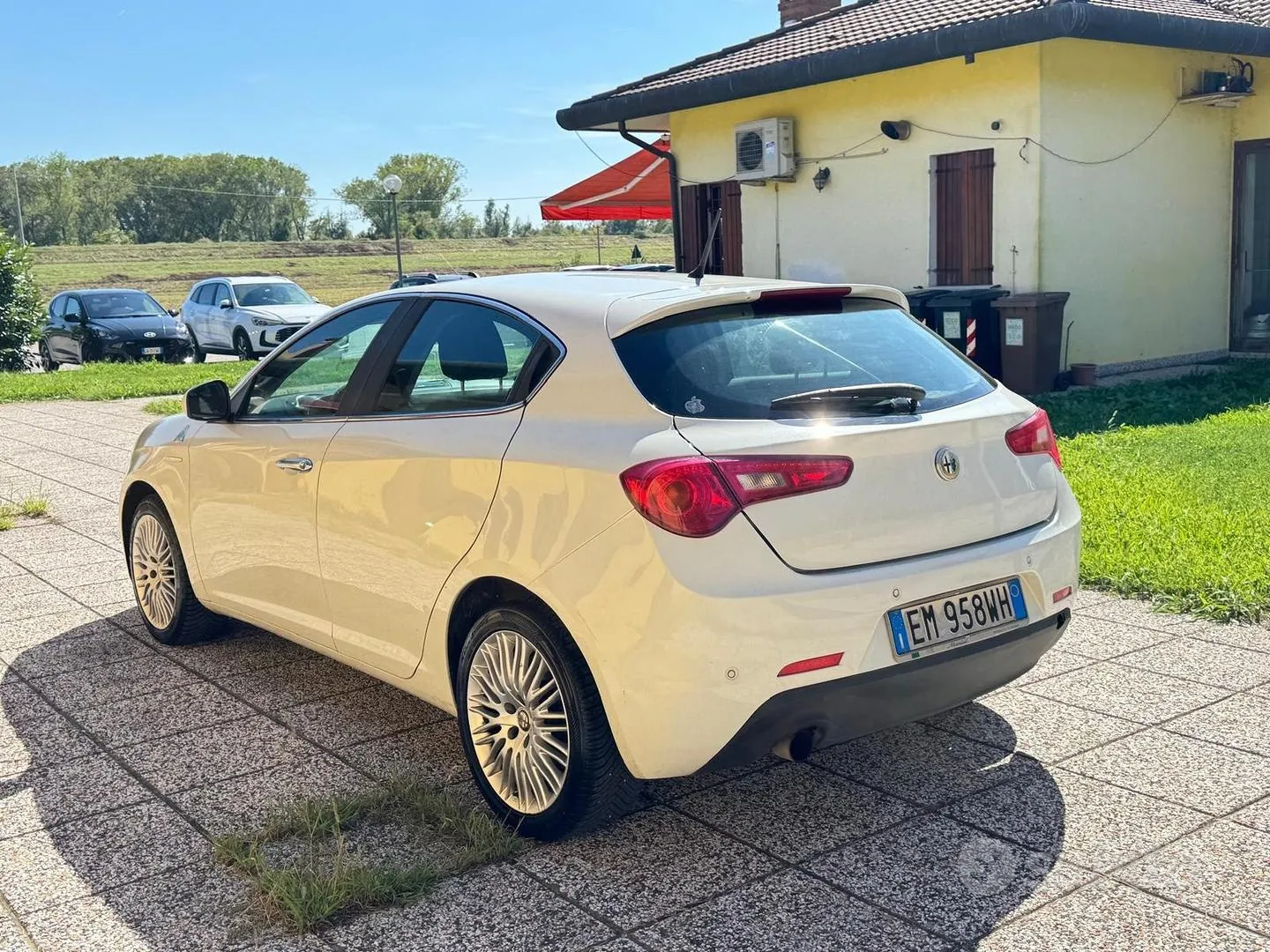 Alfa Romeo Giulietta 2012 photo 4