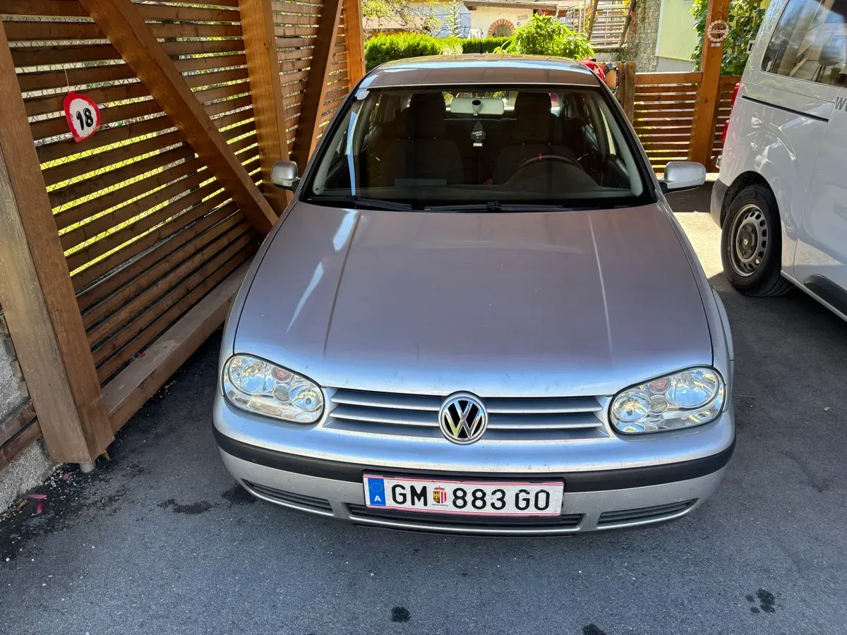 Volkswagen Golf 2004 photo 2