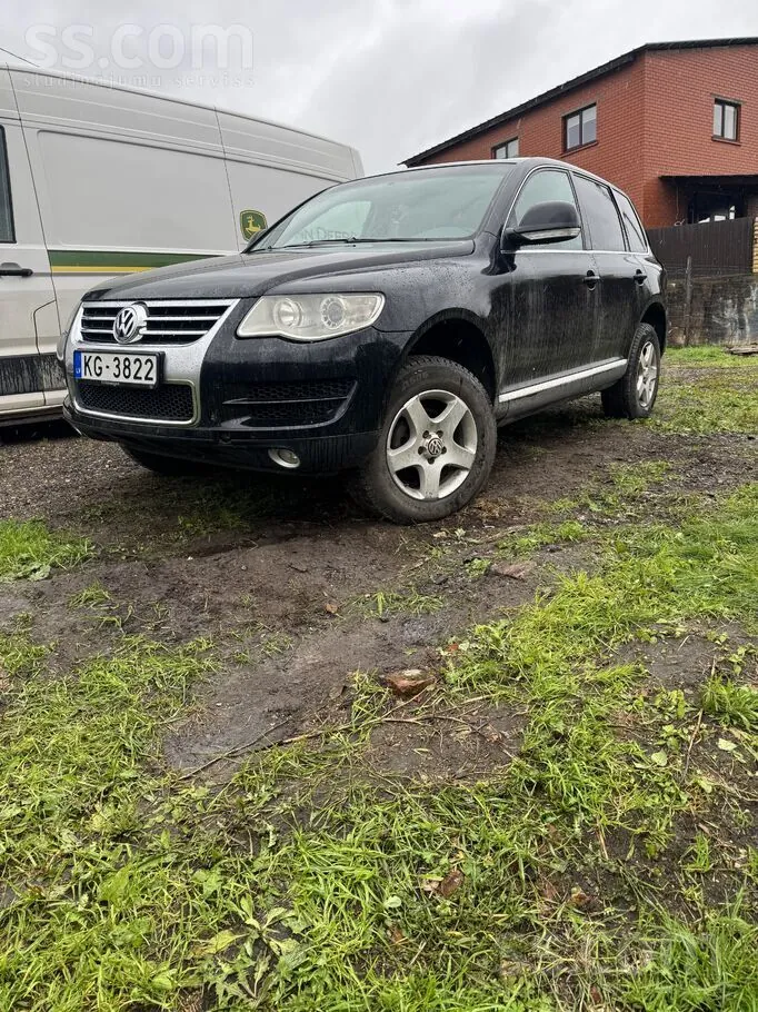 Volkswagen Touareg