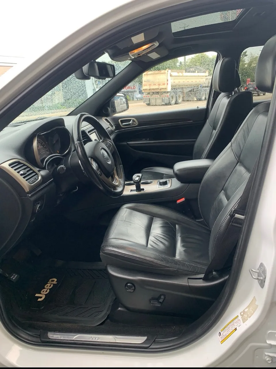Jeep Grand Cherokee 2014 photo 2