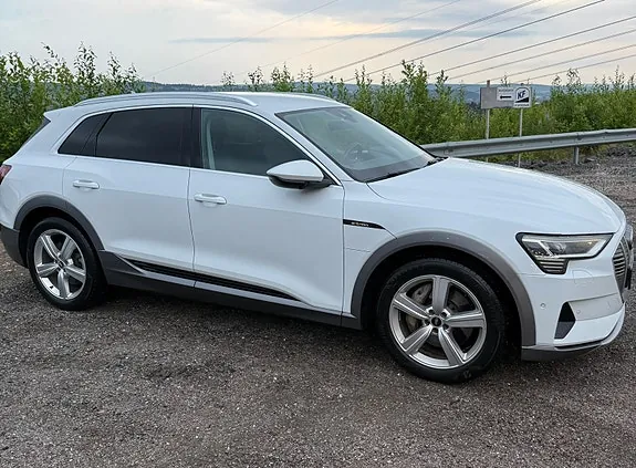 Audi E-Tron 2021 photo 4