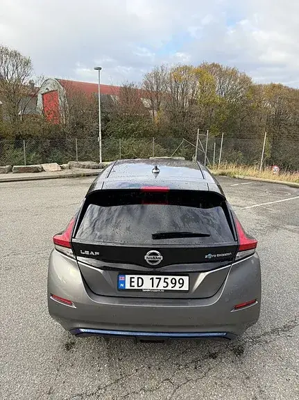 Nissan Leaf 2021 photo 4