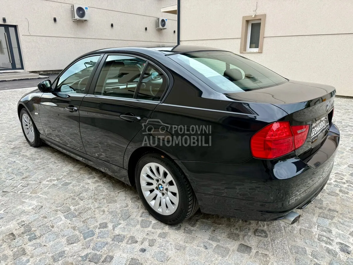 BMW 320D 2009 photo 5