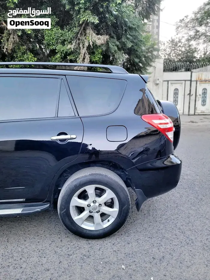 Toyota Rav 4 2012 photo 2