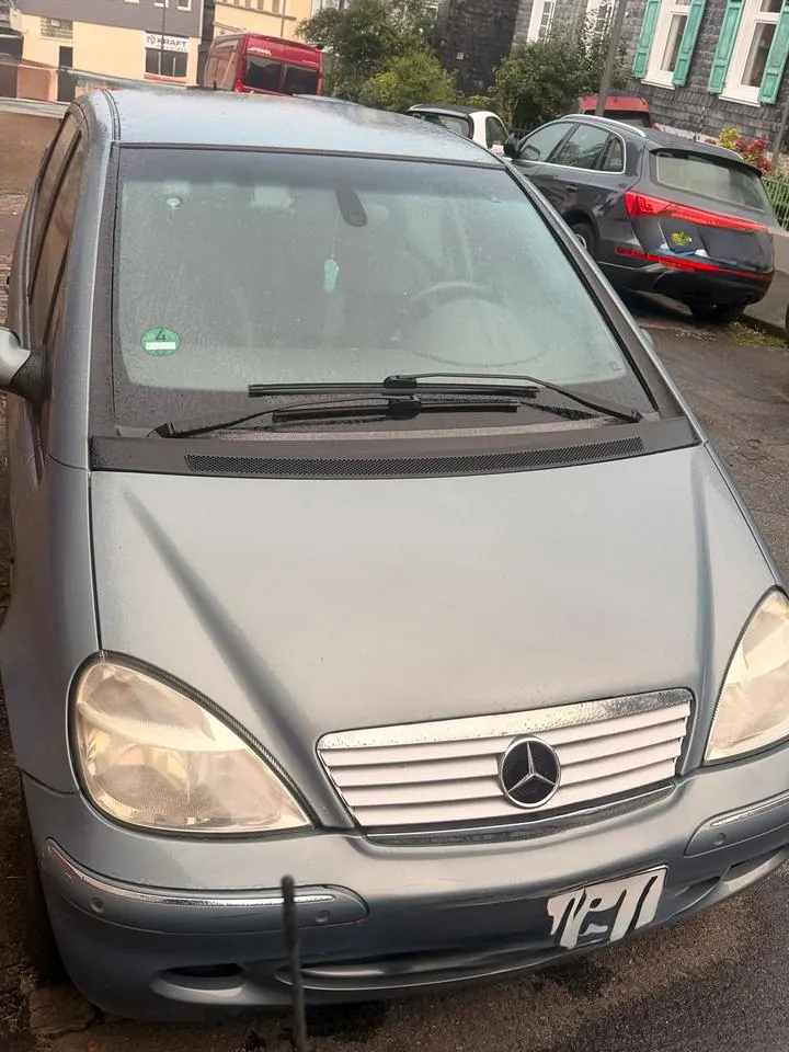 Mercedes-Benz A160