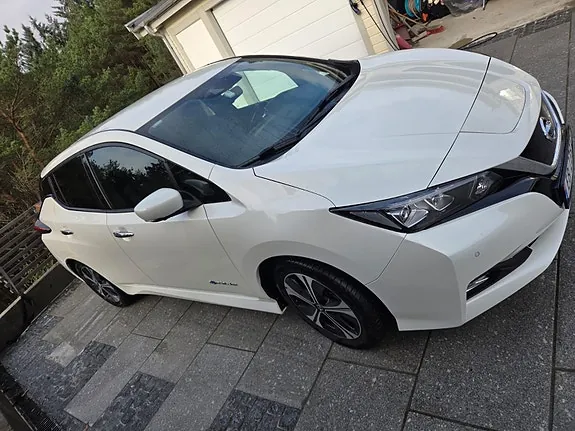 Nissan Leaf 2018 photo 3