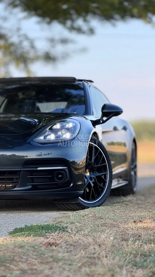 Porsche Panamera 2018 photo 4