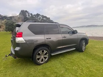 Toyota Land Cruiser Prado 2011 photo 2