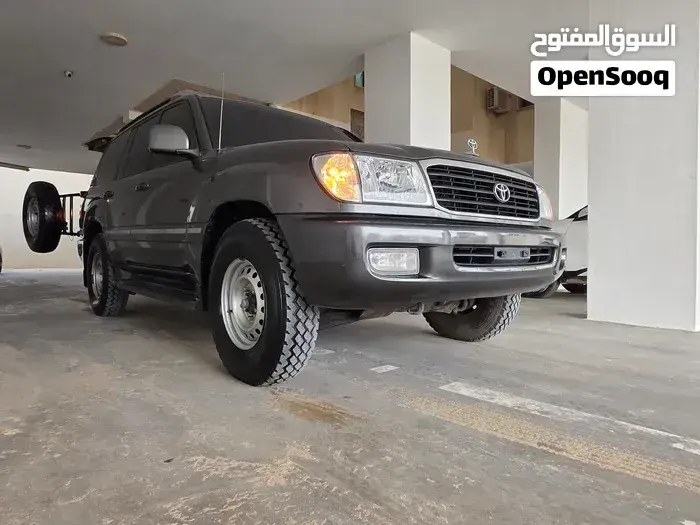 Toyota Land Cruiser 2002 photo 4