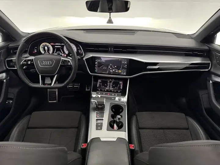 Audi A6 Avant 2020 photo 2