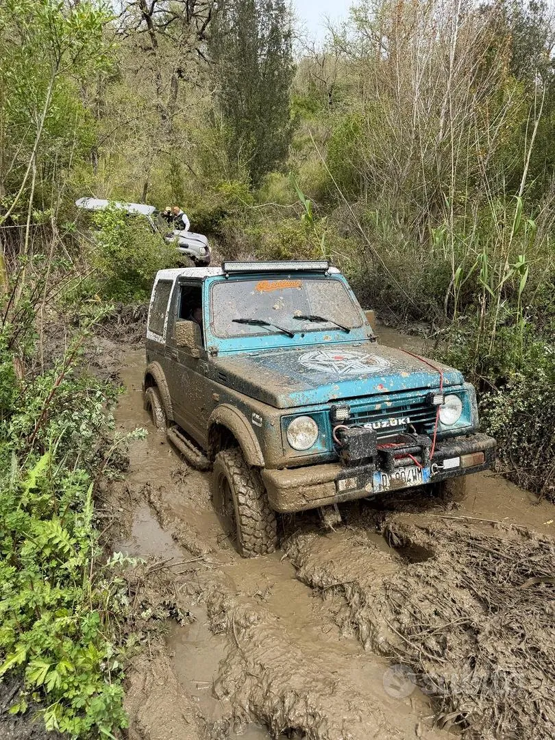 Suzuki Samurai 1989 photo 5