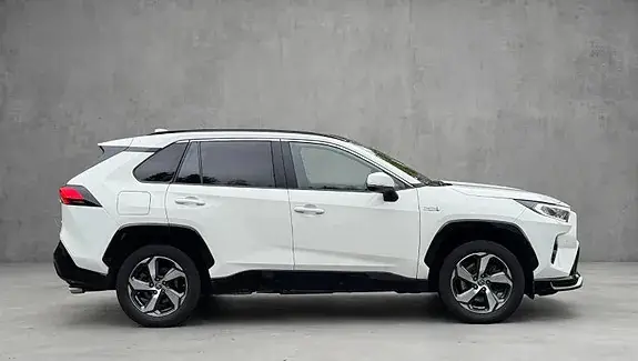 Toyota Rav4 2021 photo 3