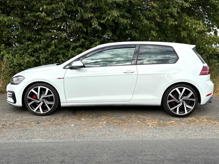 Volkswagen Golf 2018 photo 4