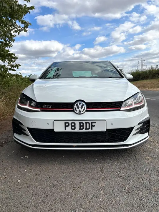 Volkswagen Golf 2018 photo 3