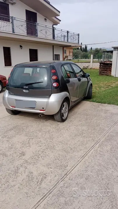 Smart Forfour 2004 photo 2