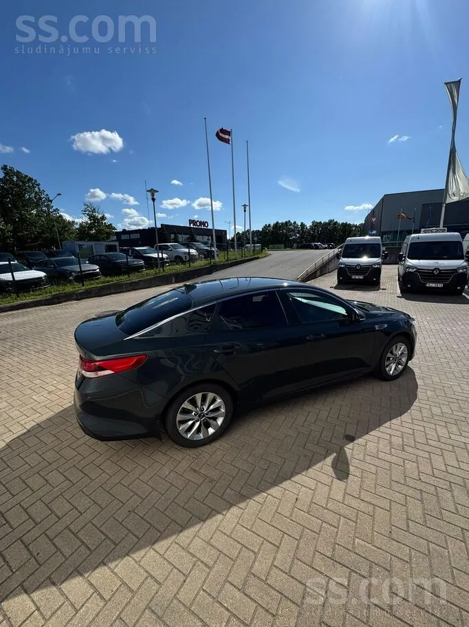 Kia Optima 2017 photo 3