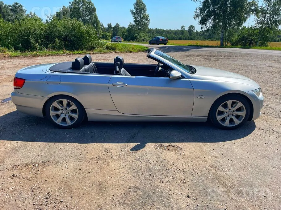 BMW 330 2007 photo 2