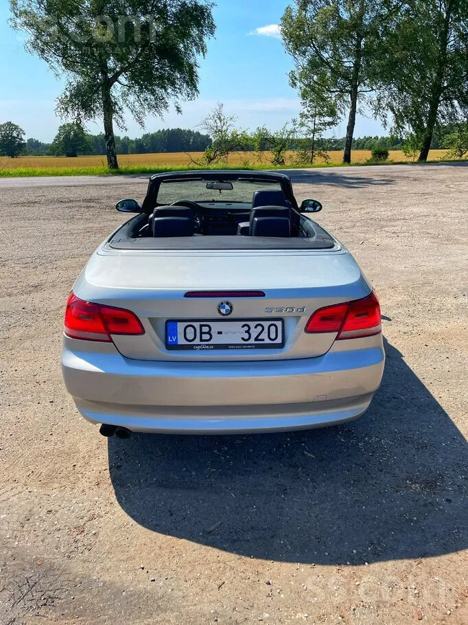BMW 330 2007 photo 4