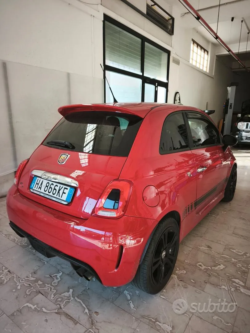 Abarth 500 2012 photo 3