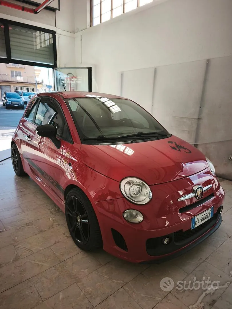 Abarth 500 2012 photo 2