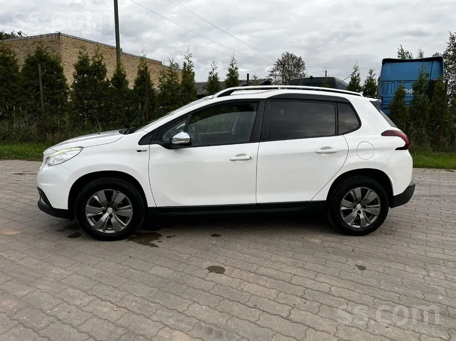 Peugeot 2008 2017 photo 2