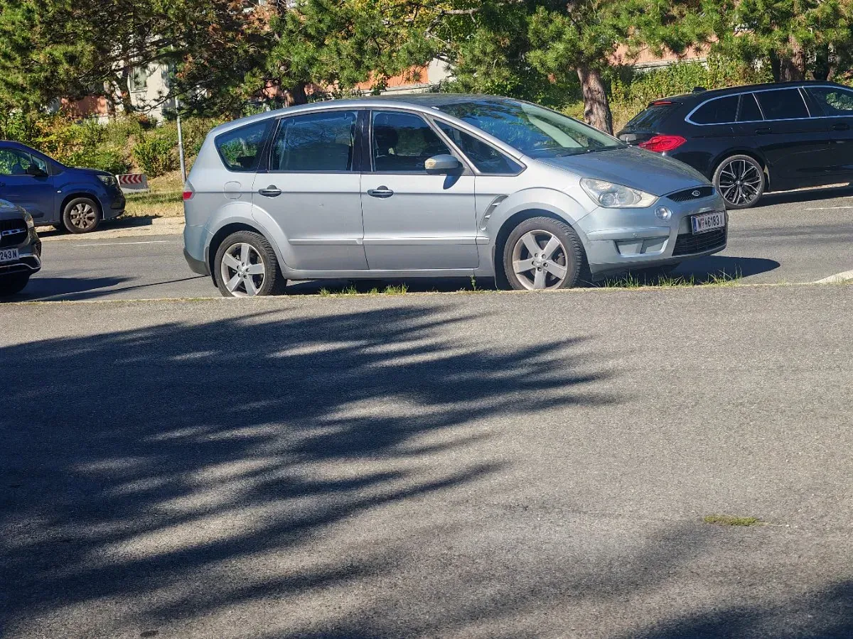 Ford S-Max