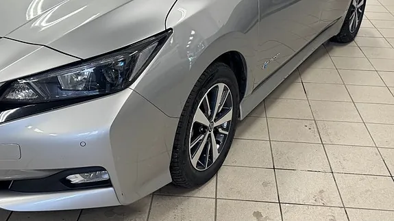Nissan Leaf 2019 photo 2