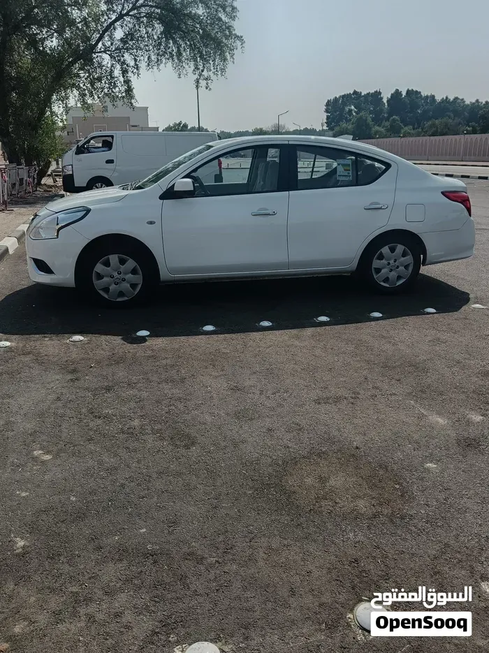 Nissan Sunny 2025 photo 4