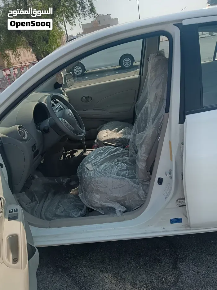 Nissan Sunny 2025 photo 3